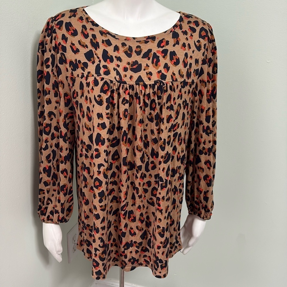 LOFT outlet swing cheetah print casual top size medium